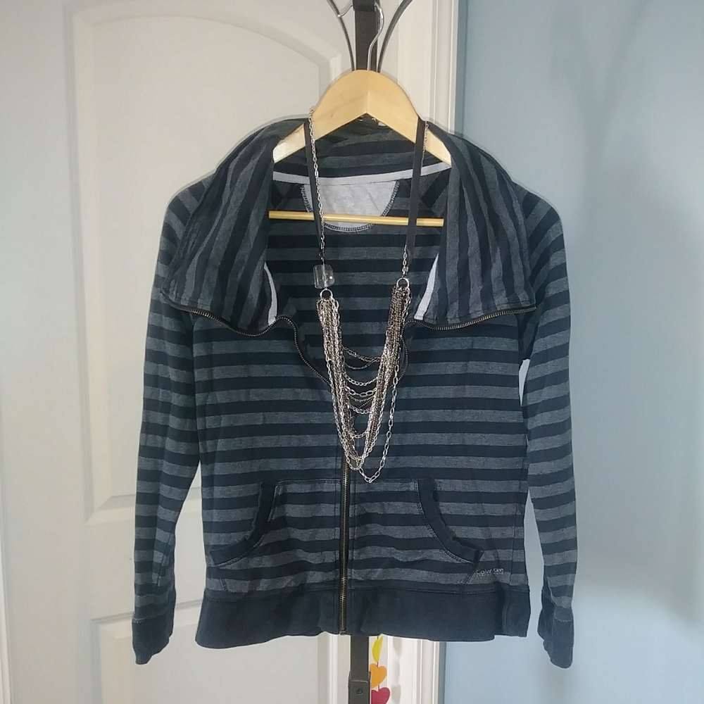 UGC CALVIN KLEIN SOFT PERFORMANCE ZIPPERED JACKET